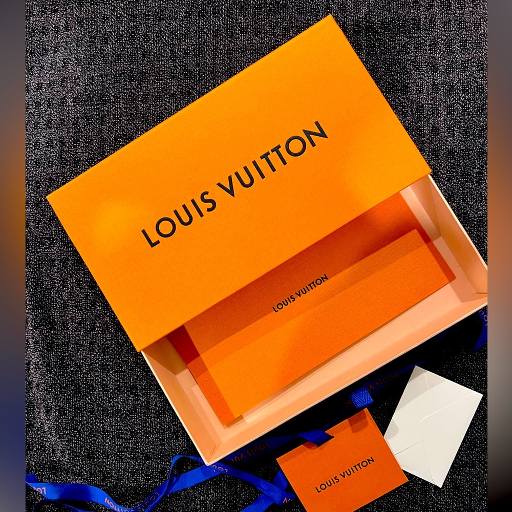 EMPTY box Louis Vuitton Wallet or small purse